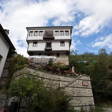 свети никола Szálloda